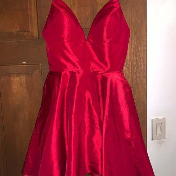 formal dress - Picture 3 of 5